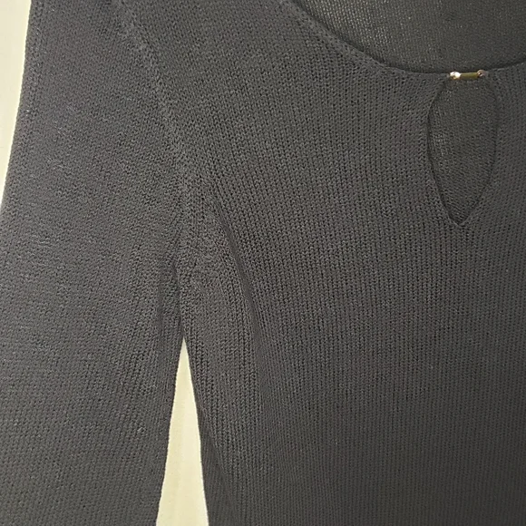 Holt Renfrew Ribbed Keyhole  Sweater - Picture 5 of 12